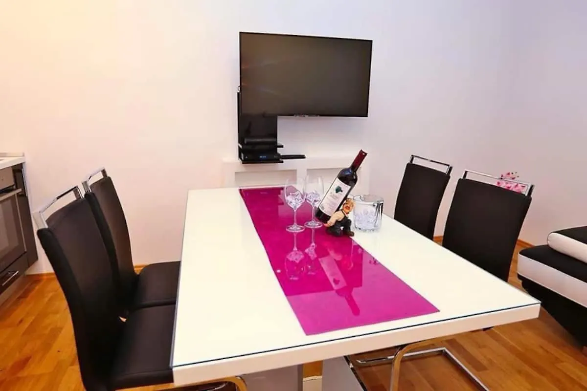 Split Central Retreat Apartamento